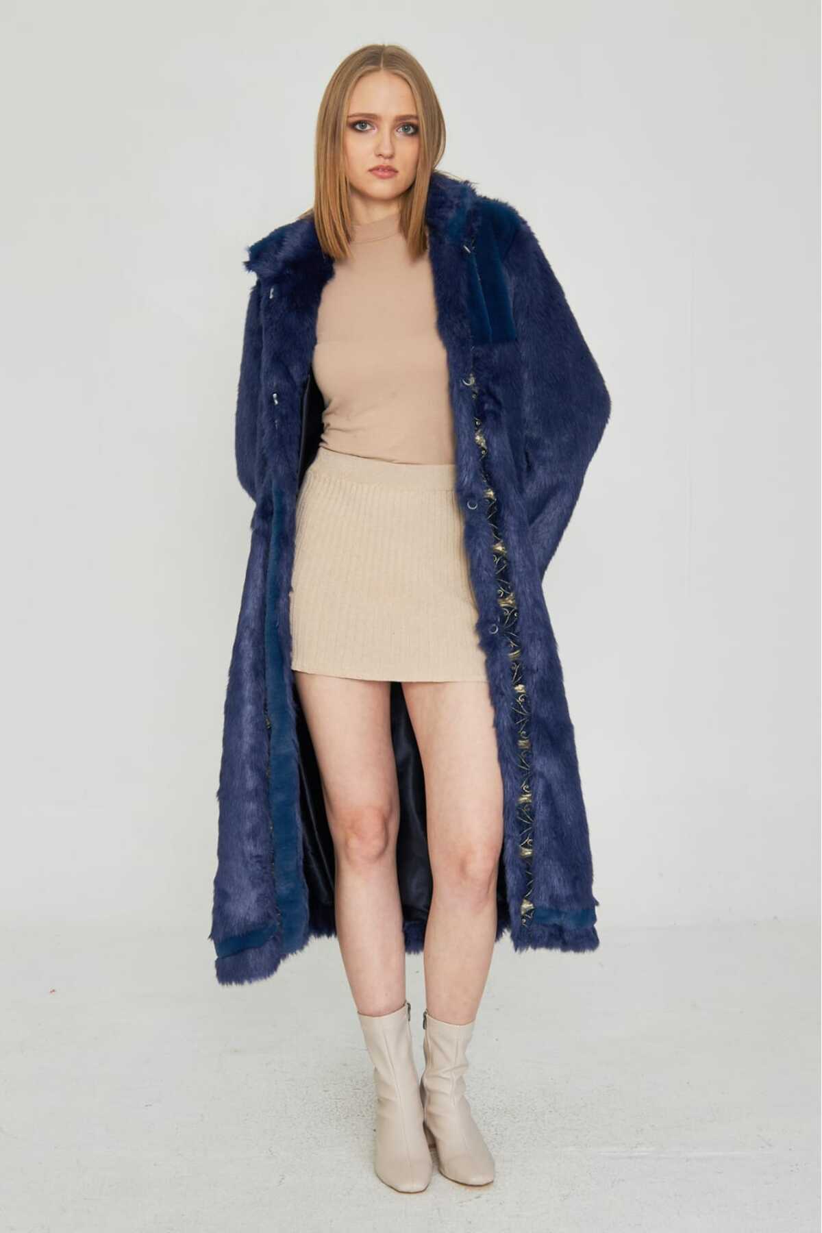 Kaftan Model Jakar Kumaş Detaylı Suni Kürk - Kaban 7