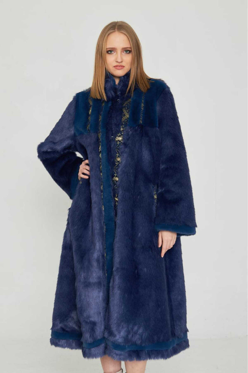 Kaftan Model Jakar Kumaş Detaylı Suni Kürk - Kaban 5