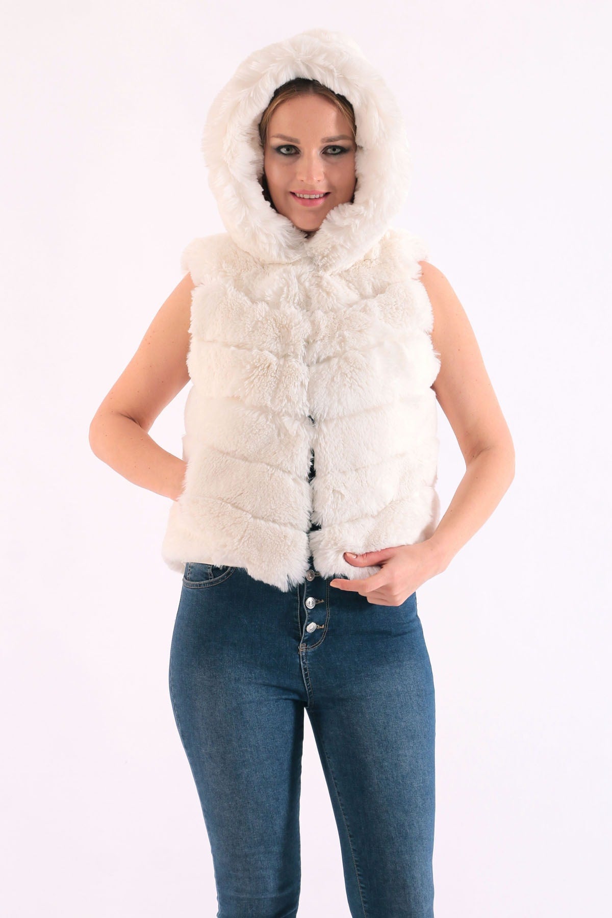 Kadın Beyaz Suni Kürk Faux Fur Kapüşonlu Yelek - Kaban